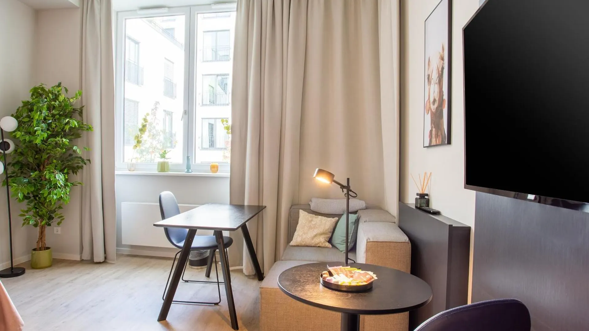 *** Aparthotel Limehome Duesseldorf Stresemannstrasse - Digital Access Germania