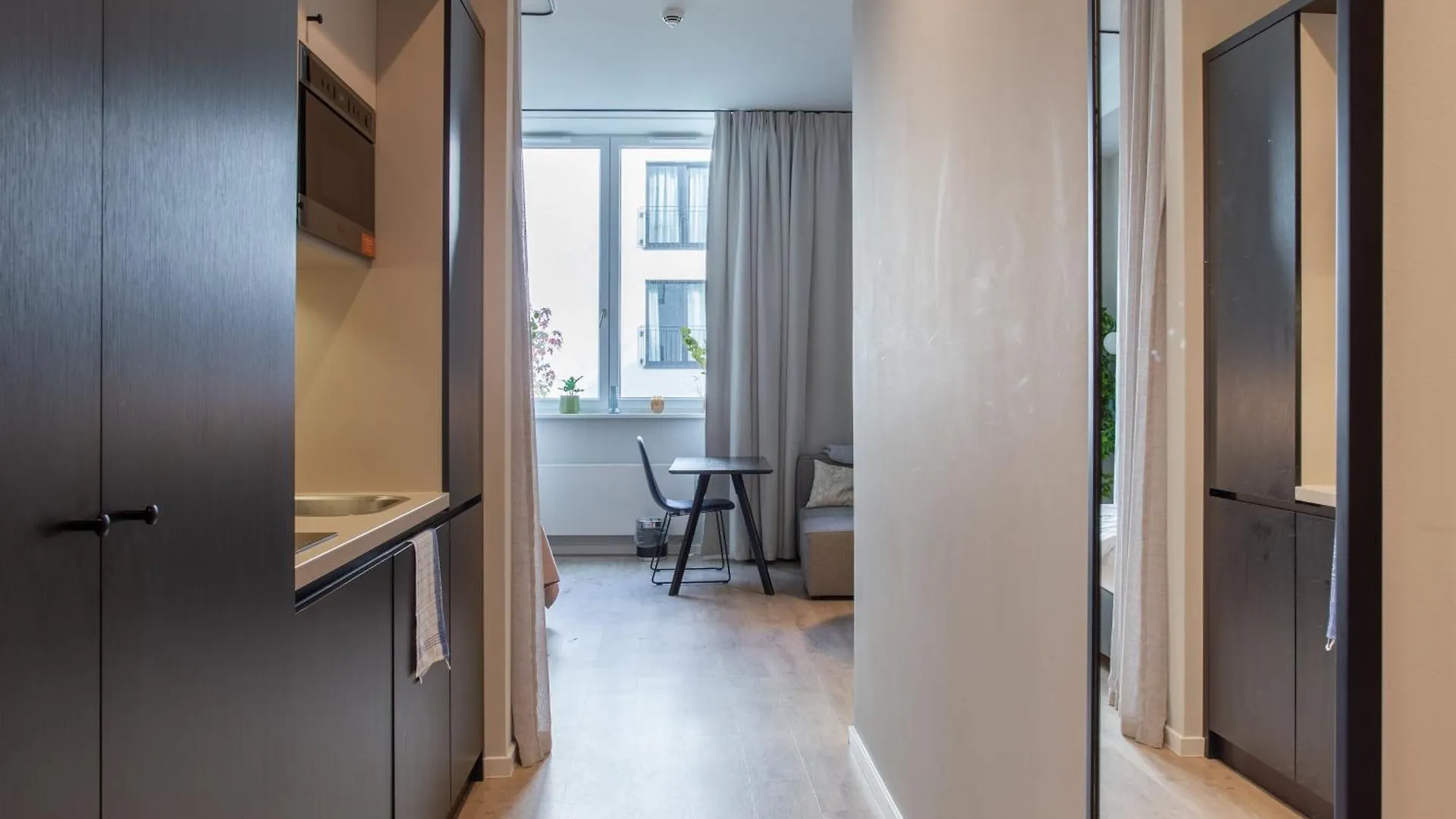 Limehome Duesseldorf Stresemannstrasse - Digital Access 3*, דיסלדורף גרמניה