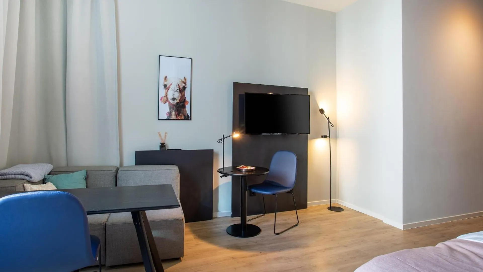 Limehome Duesseldorf Stresemannstrasse - Digital Access 3*, Dusseldorf Germany